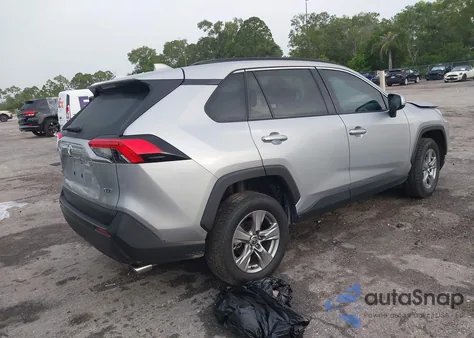 2024 Toyota Rav4 Xle/Xle Premium from USA, damaged, VIN 2T3W1RFV4RW310854